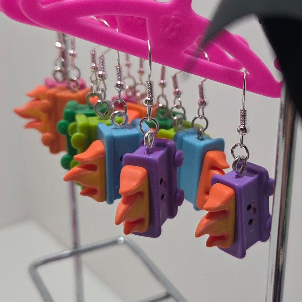 Dumpster Fire Dangle Earrings(one pair)